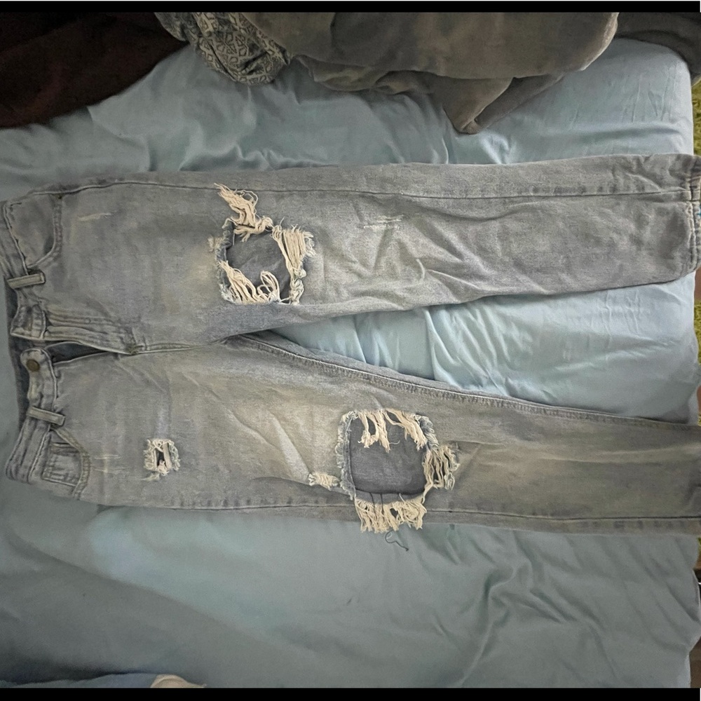 Light wash jeans